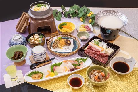 ホテル角神　夕食（新潟県産牛しゃぶはカニしゃぶ変更可）